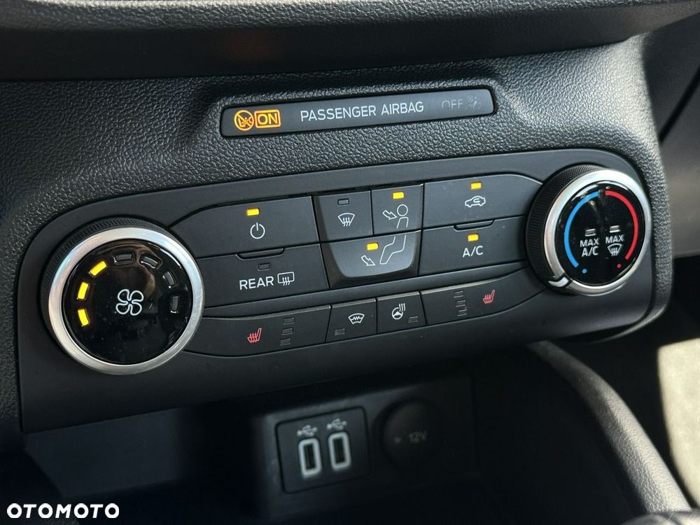 Ford Focus 1.5 EcoBlue Start-Stopp-System COOL&CONNECT - 29