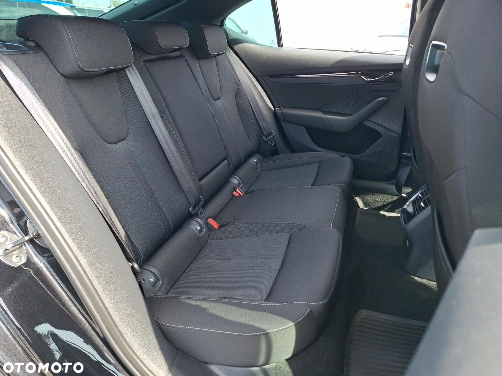 Skoda Octavia 2.0 TDI Sportline DSG - 13