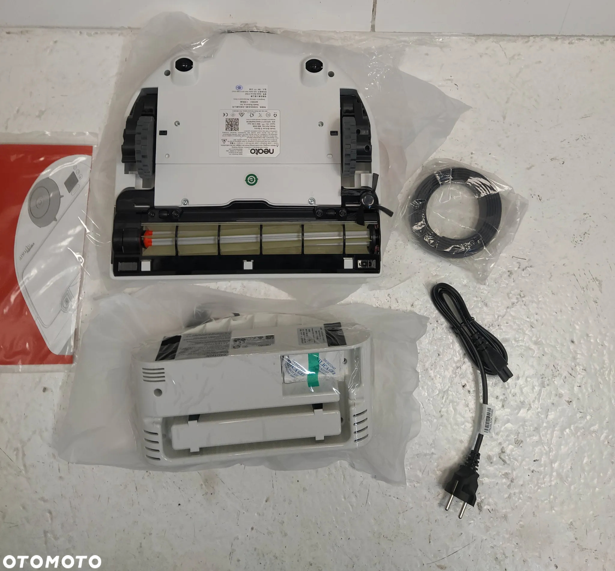 NEATO BOTVAC ROBOTICS D75 ODKURZACZ AUTOMATYCZNY ROBOT SPRZĄTAJĄCY + BATERIA/AKUMULATOR NOWY KOMPLETNY - 8