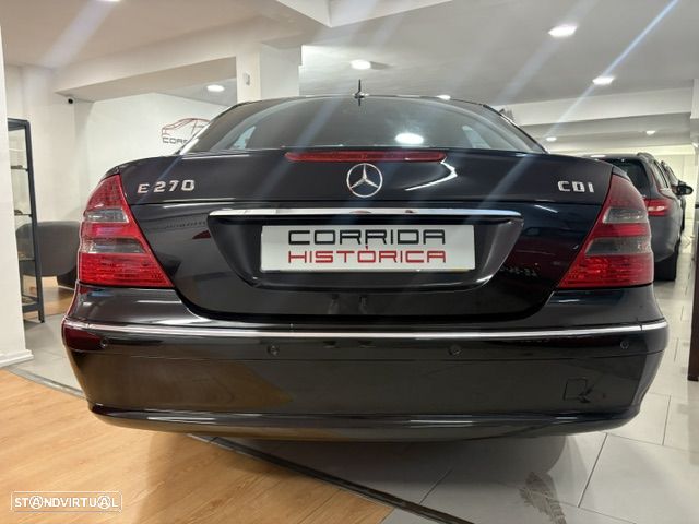 Mercedes-Benz E 270 - 19