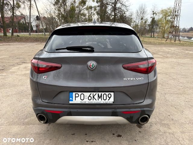 Alfa Romeo Stelvio 2.0 Turbo Executive Q4 - 7