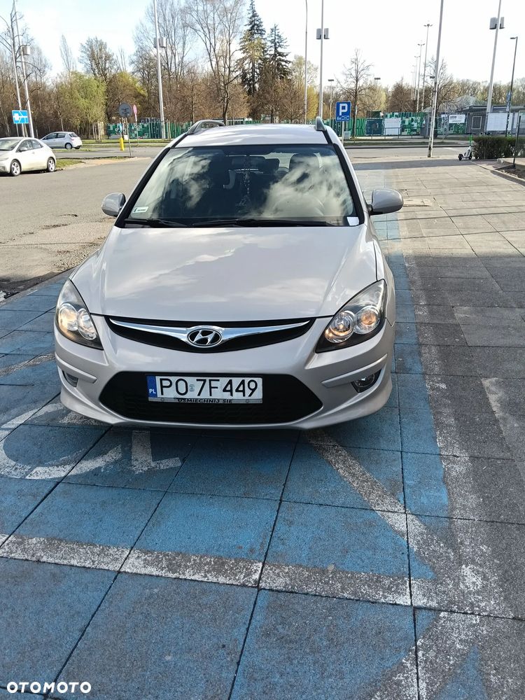 Hyundai i30 1.4 Base + EU5 - 1