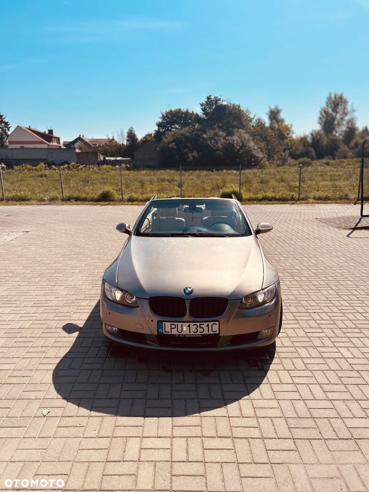 BMW Seria 3 325i - 11