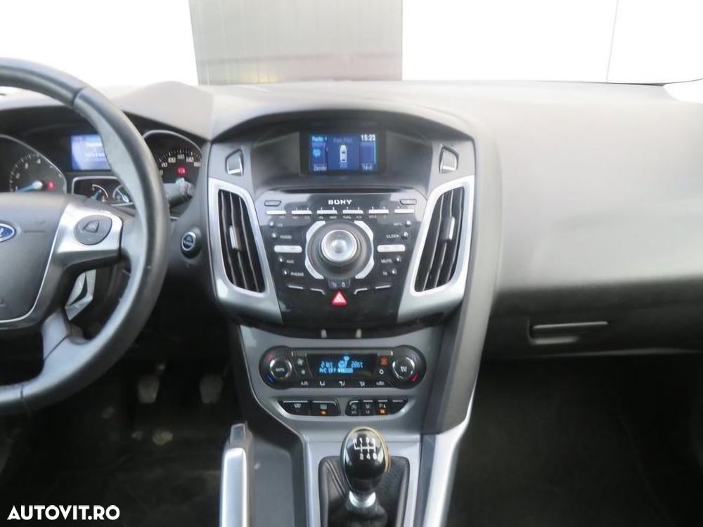 Ford Focus - 6