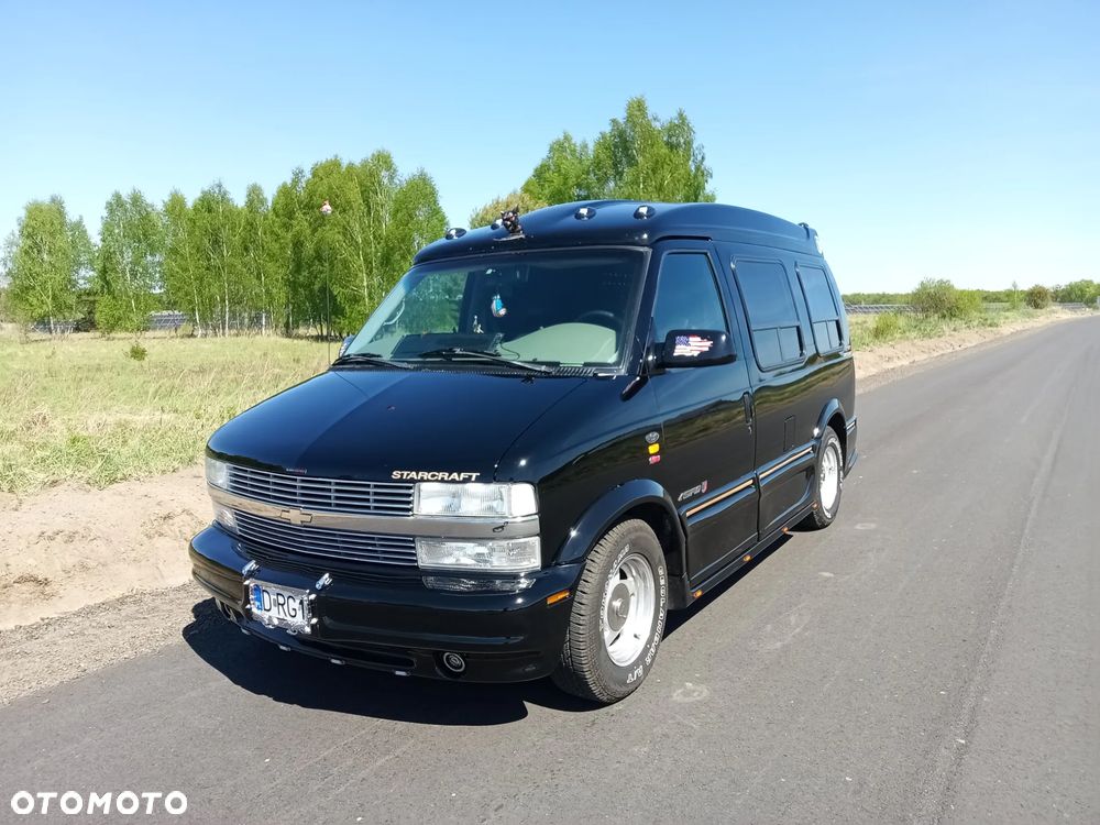 Chevrolet Astro - 32