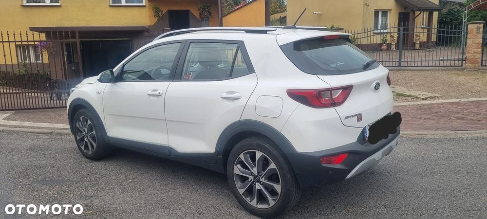 Kia Stonic - 4