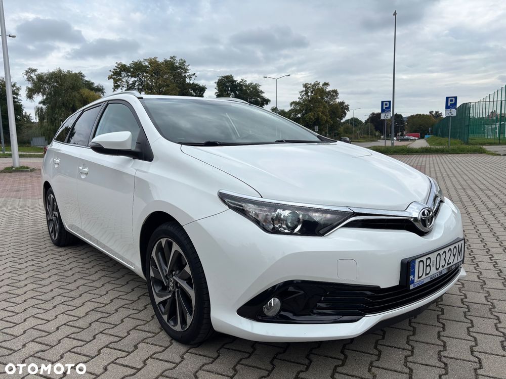 Toyota Auris 1.6 D-4D Comfort - 2