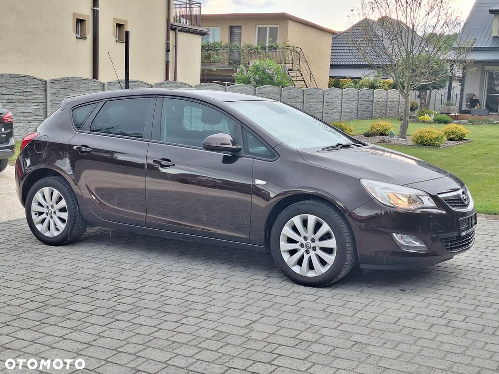Opel Astra 1.4 Turbo Color Edition - 2