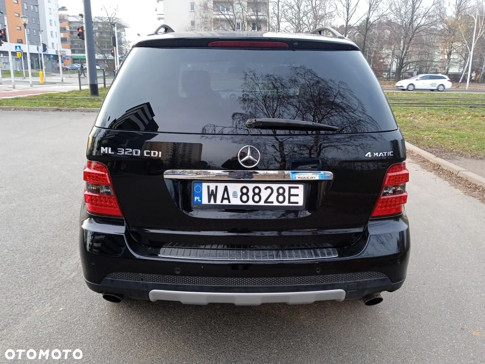 Mercedes-Benz ML 320 CDI 4Matic 7G-TRONIC - 5