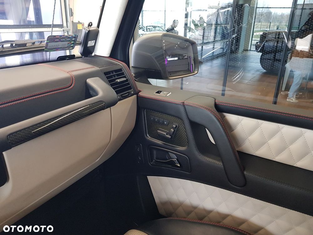 Mercedes-Benz Klasa G 63 AMG AMG SPEEDSHIFT 7G-TRONIC - 35