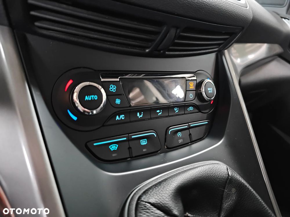 Ford Kuga 1.5 EcoBoost 2x4 Cool & Connect - 15