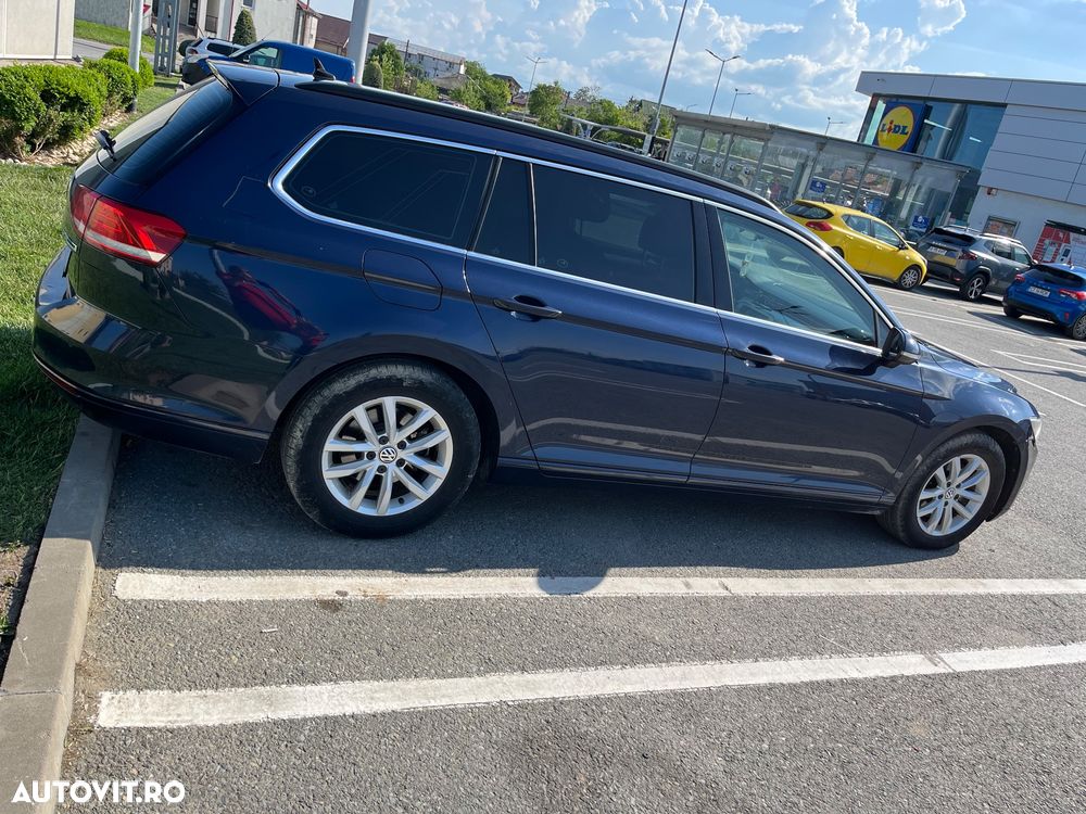 Volkswagen Passat 2.0 TDI DSG (BlueMotion Technology) Comfortline - 8