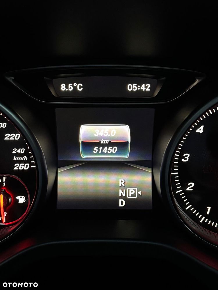 Mercedes-Benz GLA 220 4-Matic - 5