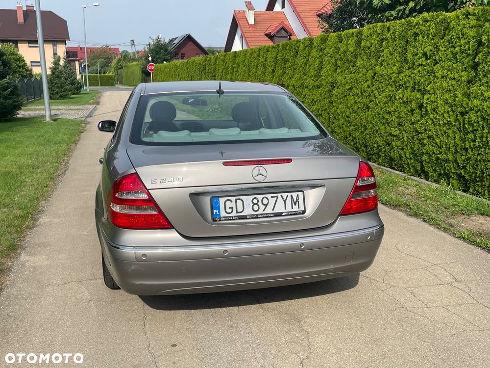 Mercedes-Benz Klasa E - 15