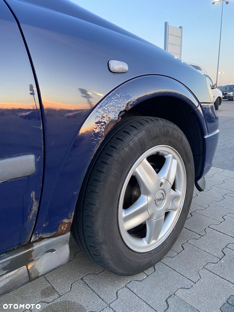 Opel Astra - 10