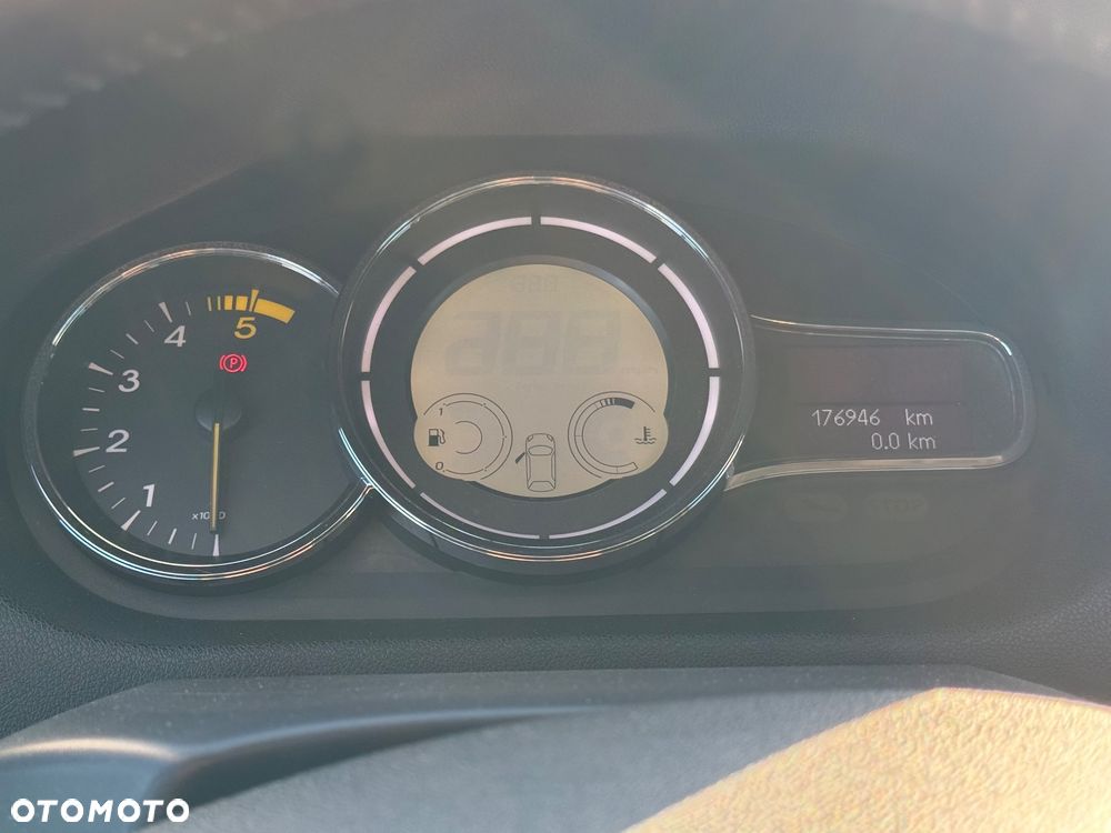 Renault Megane 1.5 dCi Pack Authentique - 9
