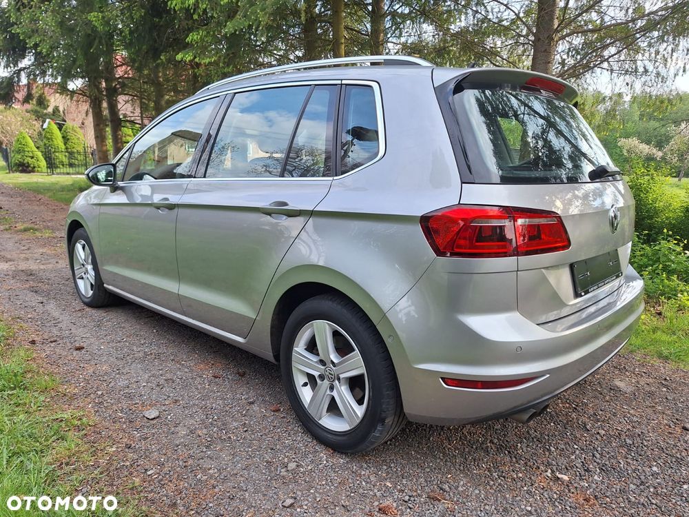 Volkswagen Golf Sportsvan 1.4 TSI (BlueMotion Technology) DSG Highline - 4