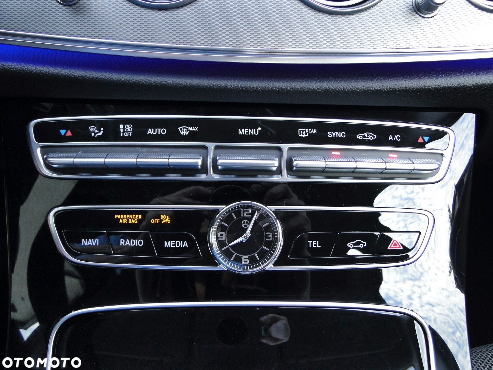 Mercedes-Benz Klasa E 250 9G-TRONIC Avantgarde - 29