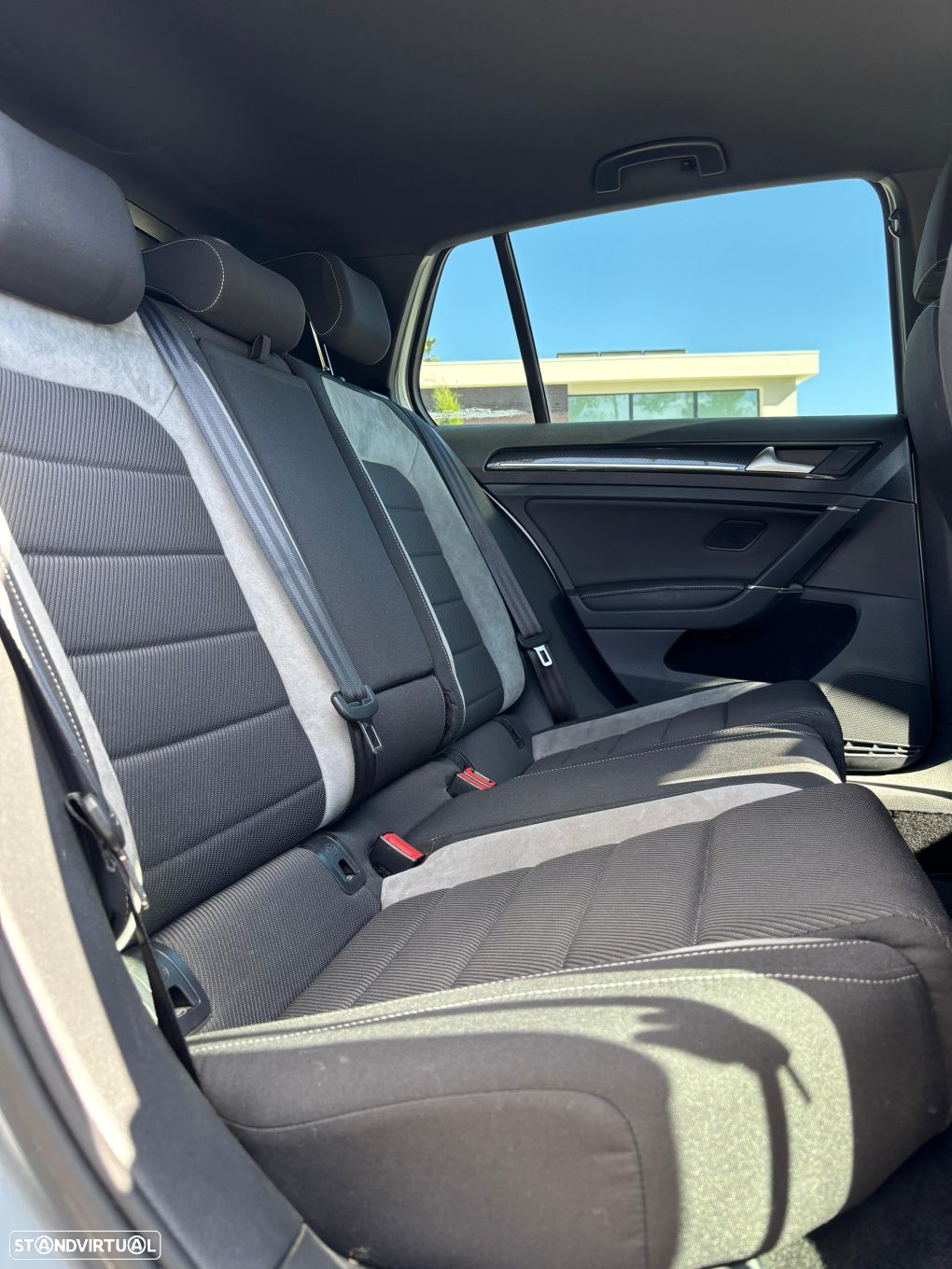 VW Golf 2.0 TSI R DSG - 18