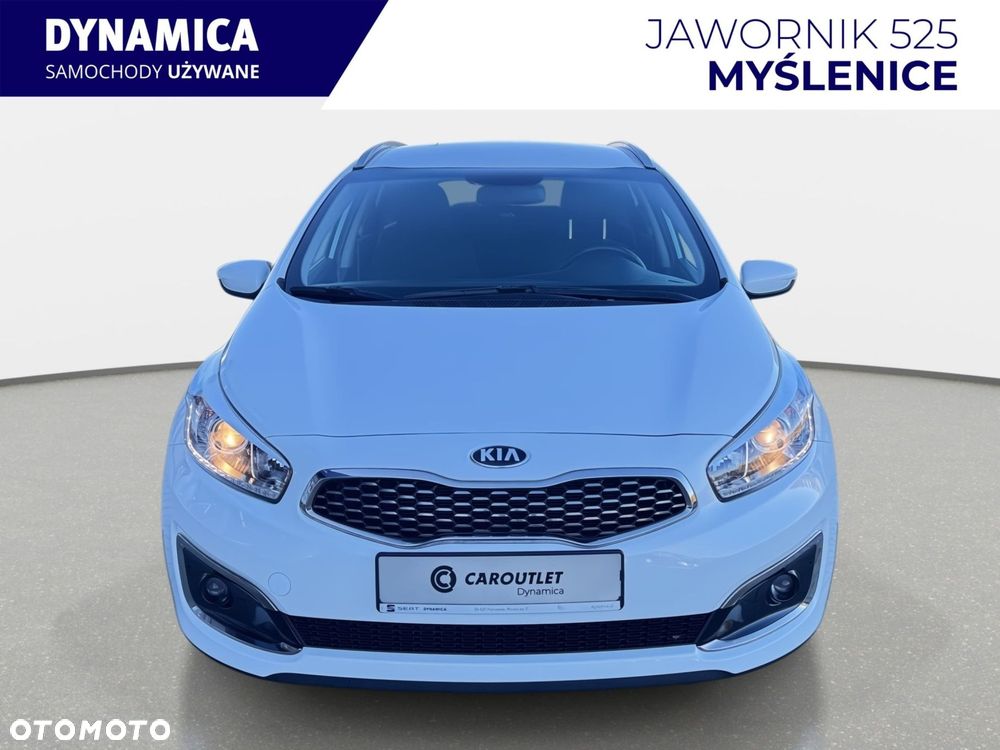 Kia Ceed - 4