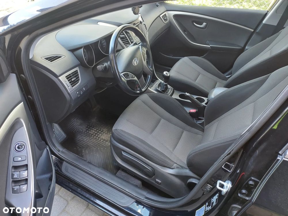 Hyundai i30 1.6 GDI BlueDrive Comfort - 12