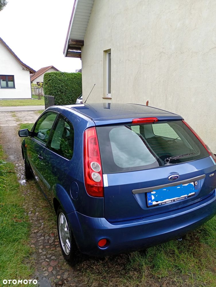 Ford Fiesta - 7