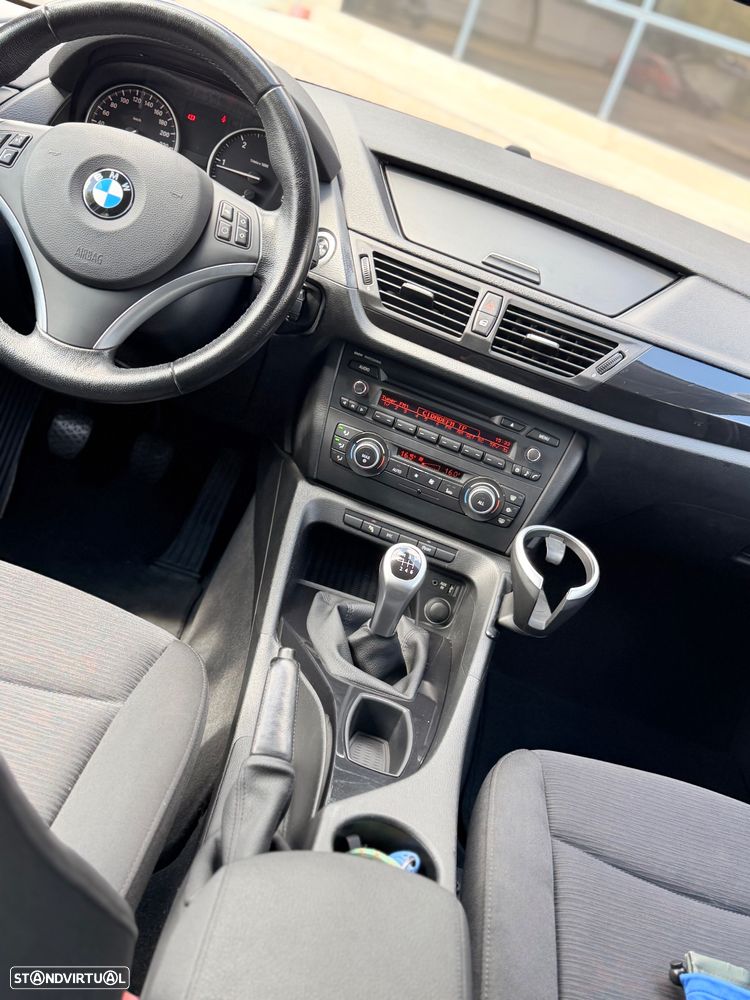 BMW X1 18 d sDrive - 24