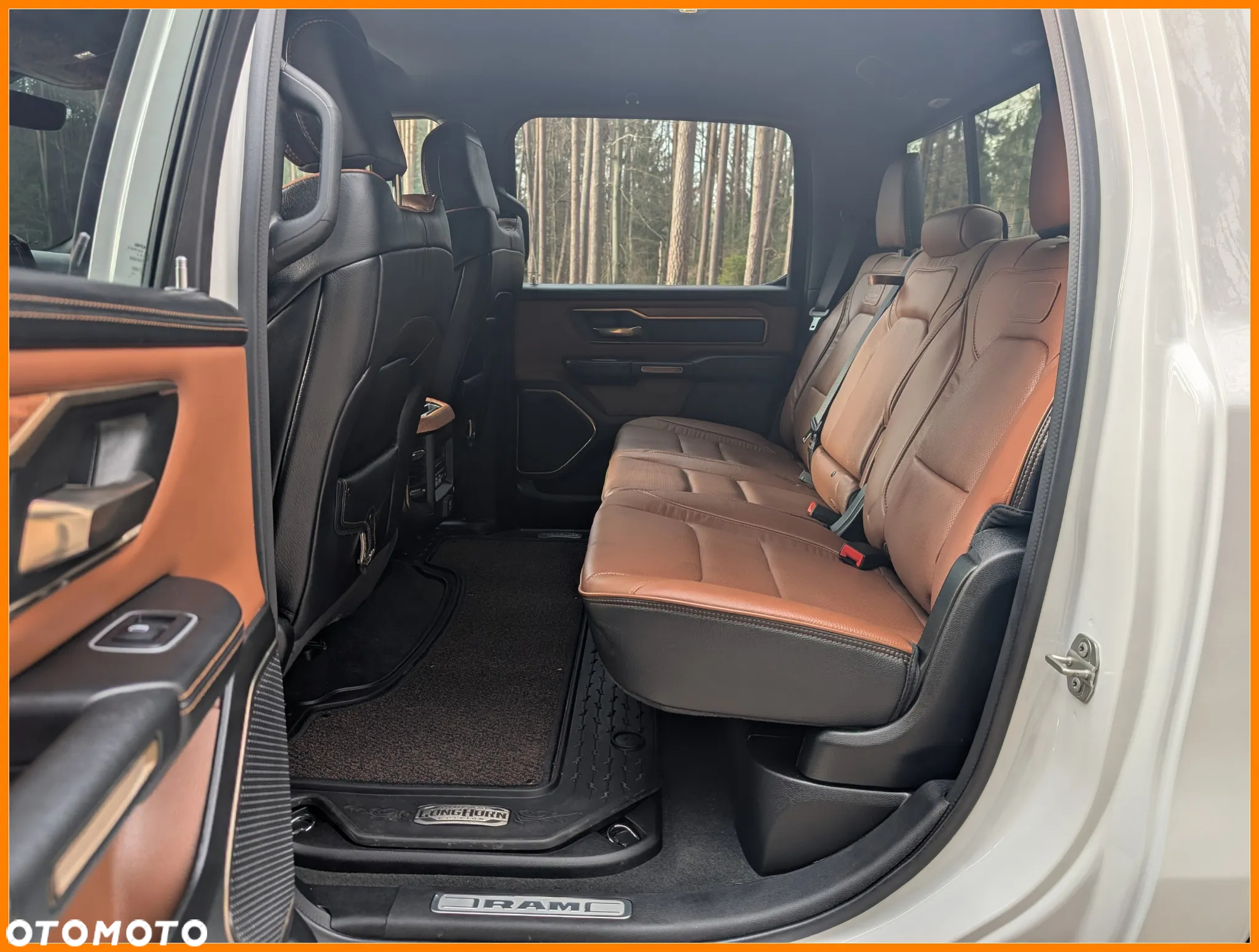 RAM 1500 Crew Cab Longhorn - 14
