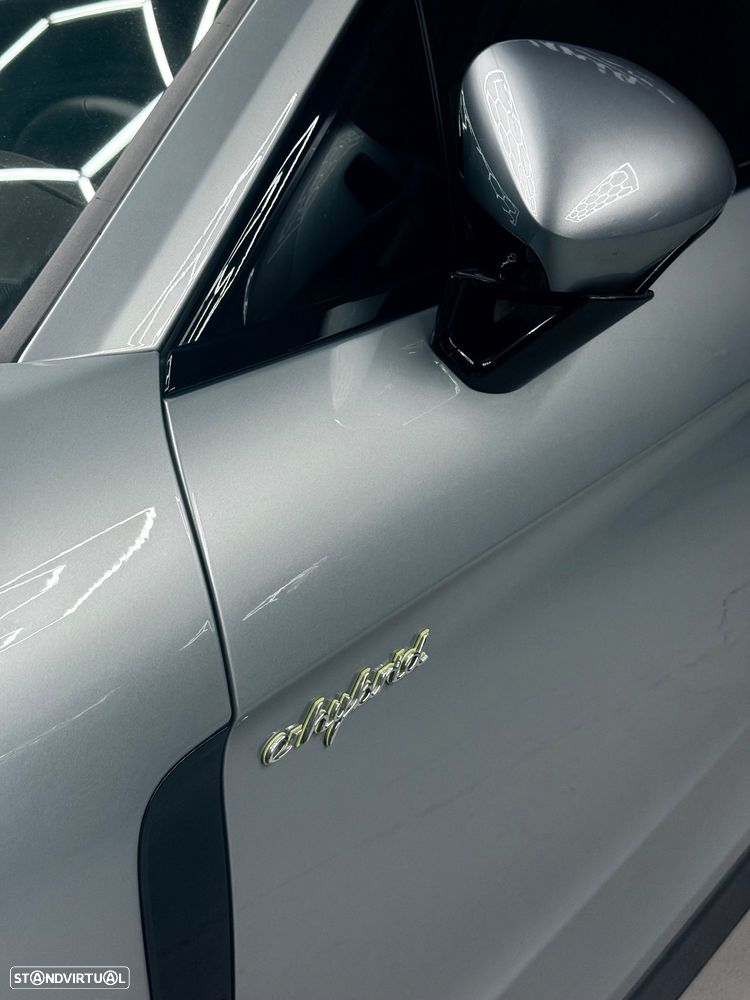 Porsche Panamera Sport Turismo 4S E-Hybrid - 5