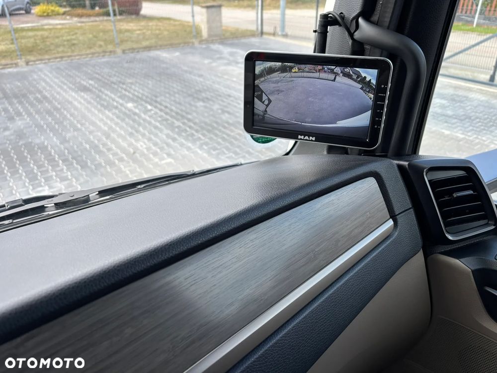 MAN TGL 12.250 Kontener Dł 7,25 m 18 Palet Kabina Sypialna - 22