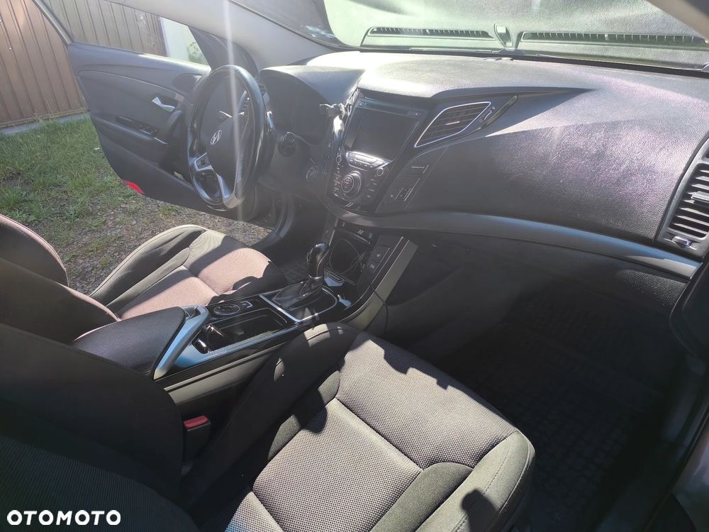 Hyundai i40 i40cw 1.7 CRDi Automatik Fifa World Cup Edition - 6