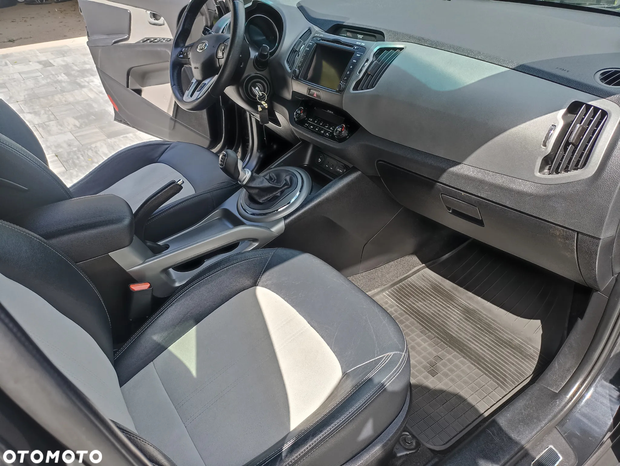 Kia Sportage - 13