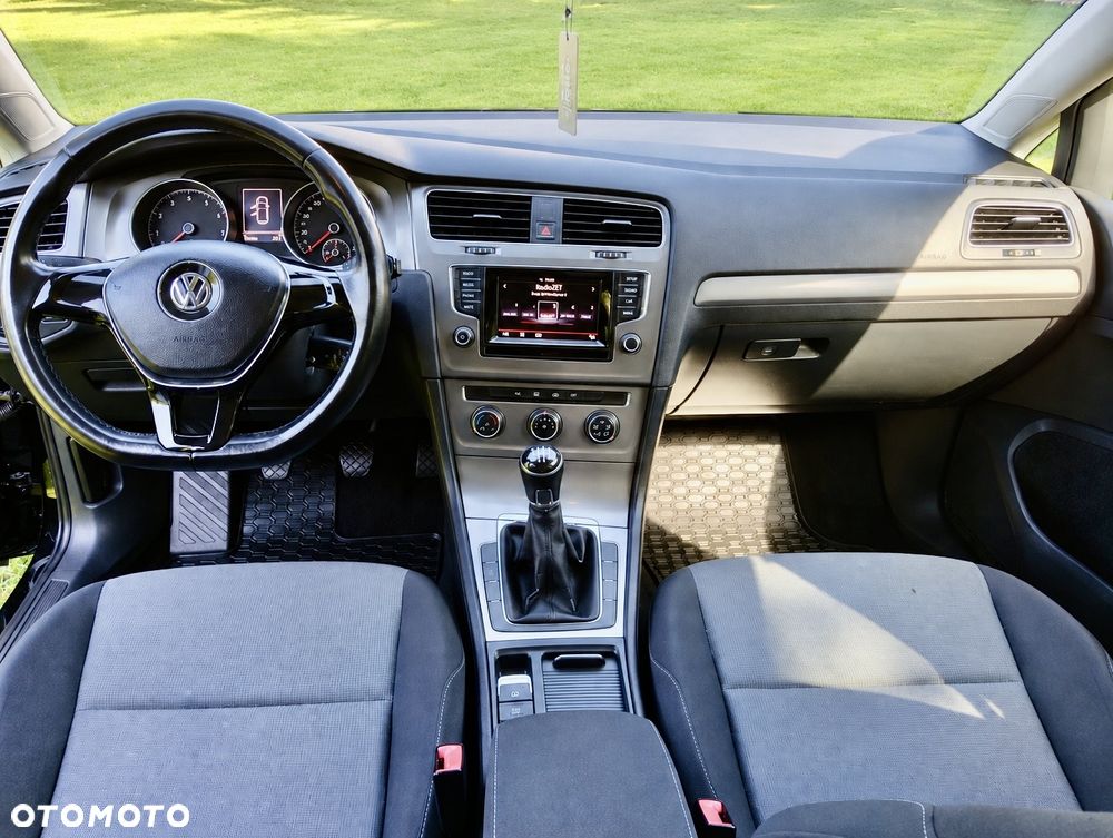 Volkswagen Golf - 4