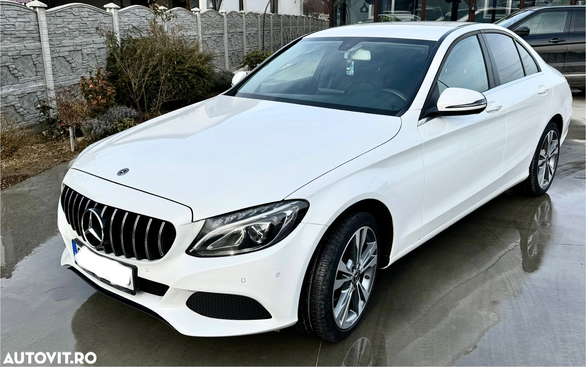 Mercedes-Benz C - 6