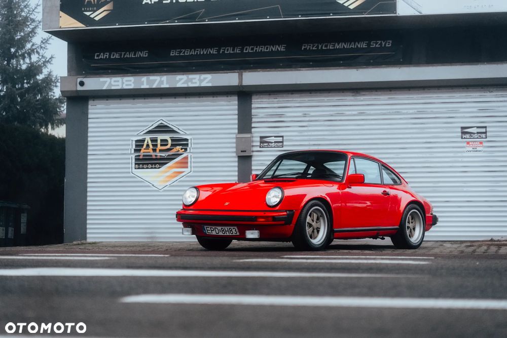 Porsche 911 - 1