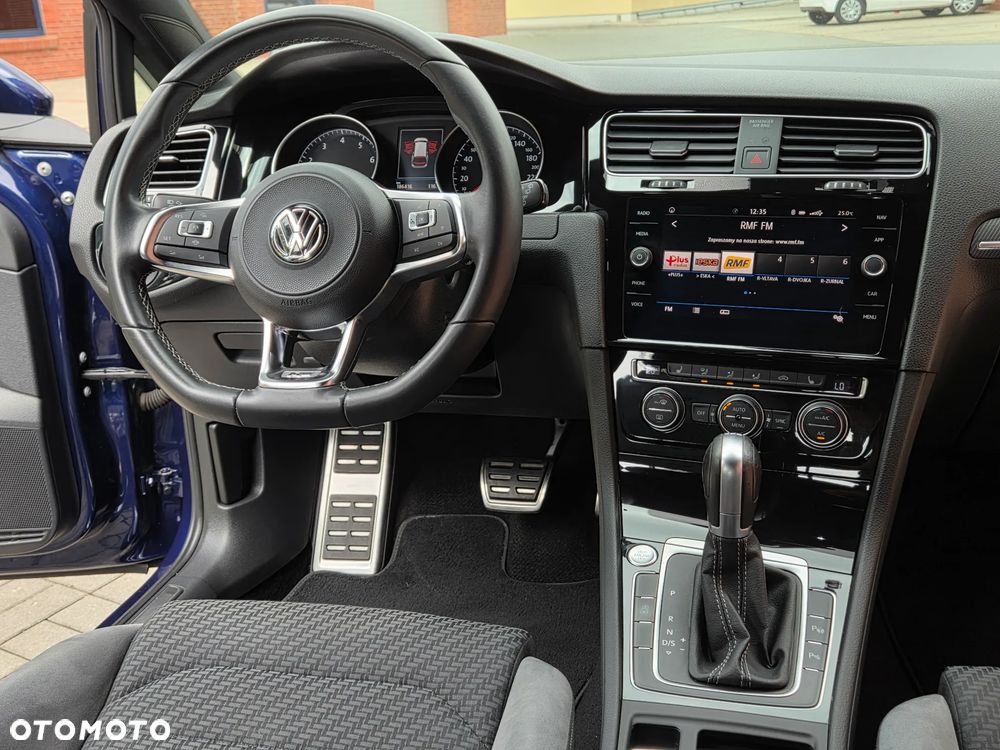Volkswagen Golf 1.5 eTSI OPF DSG R-Line - 19