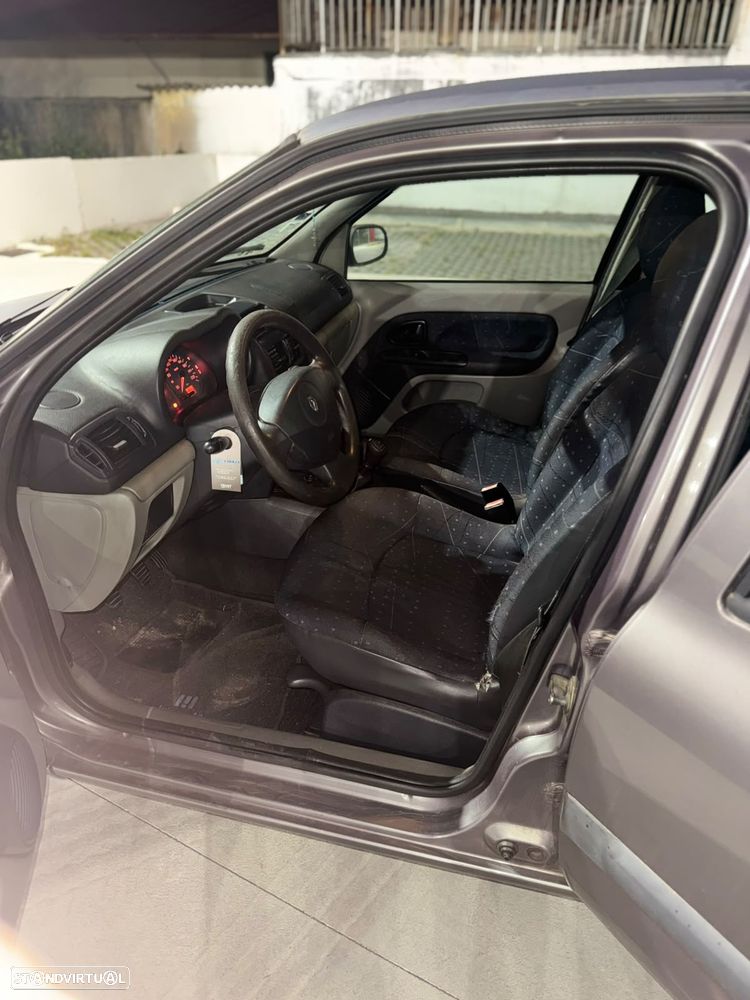 Renault Clio 1.5 dCi Luxe Privilège - 9