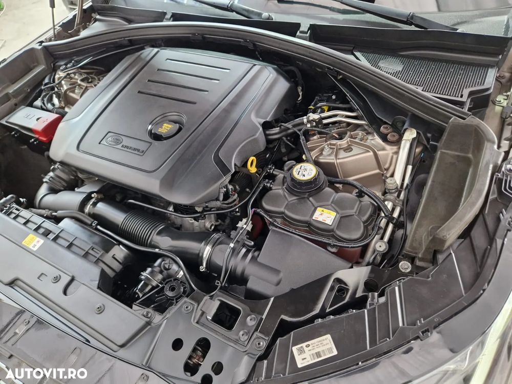 Land Rover Range Rover Velar 2.0 - 7