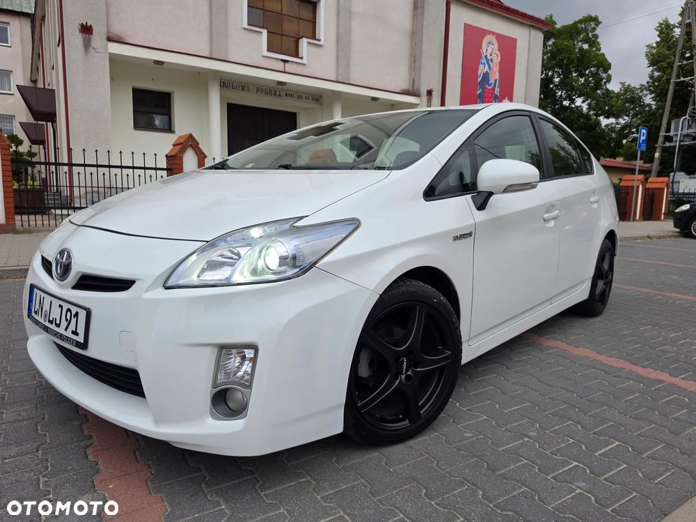 Toyota Prius 1.8 HSD Sol - 1
