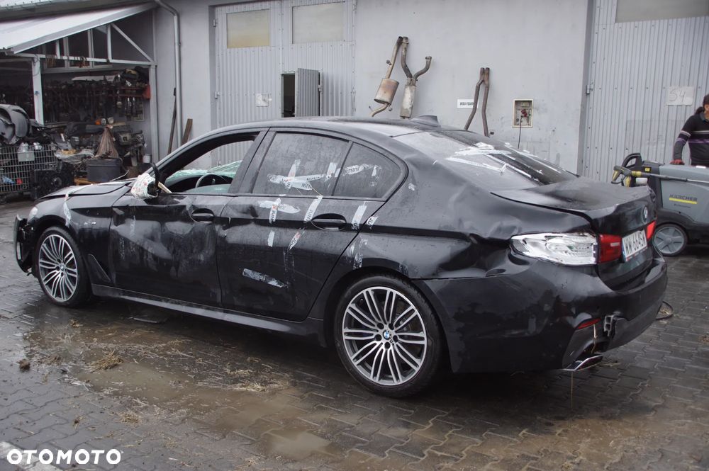 Auto na części - BMW G30 530d xDrive 3.0 D B57D30 265 KM GA8HP75X 475 2019R Silnik Skrzynia Drzwi  Klapa Lampa Szyba Felga Deska Kokpit Moduł Licznik - 8