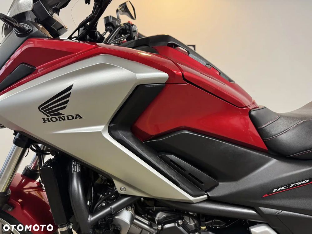 Honda NC - 22