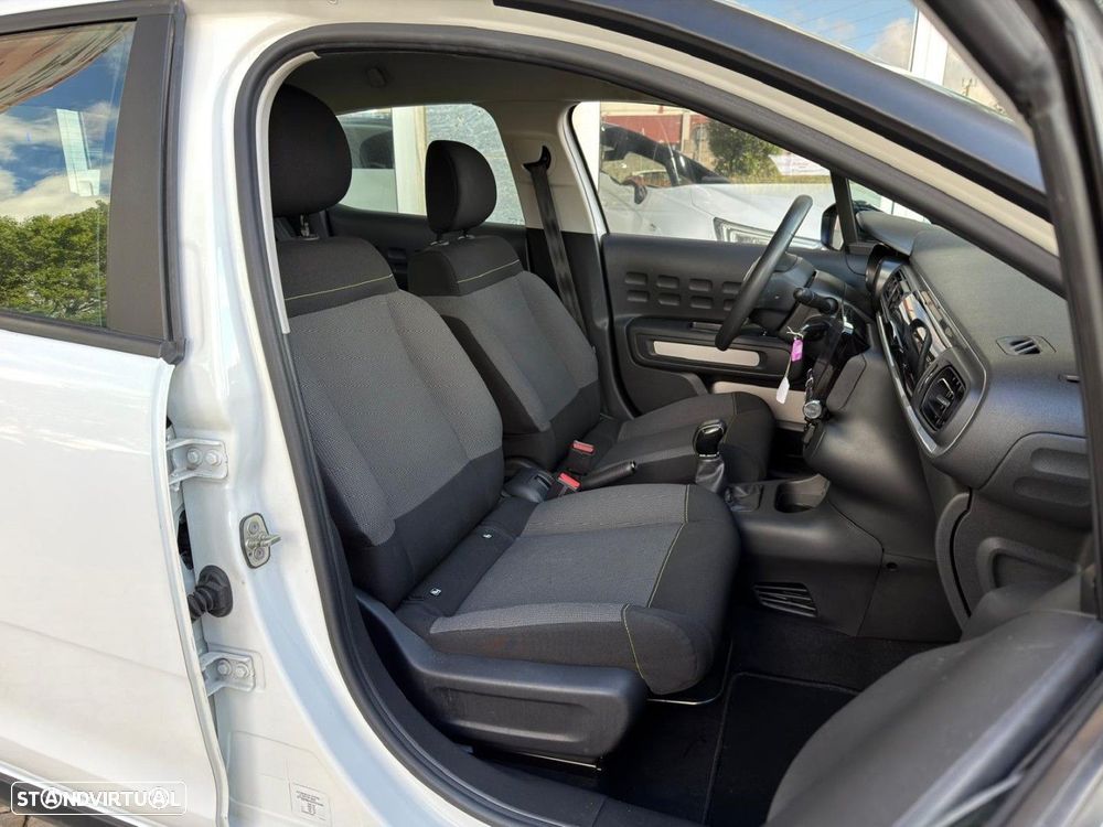 Citroën C3 1.2 PureTech Feel - 17