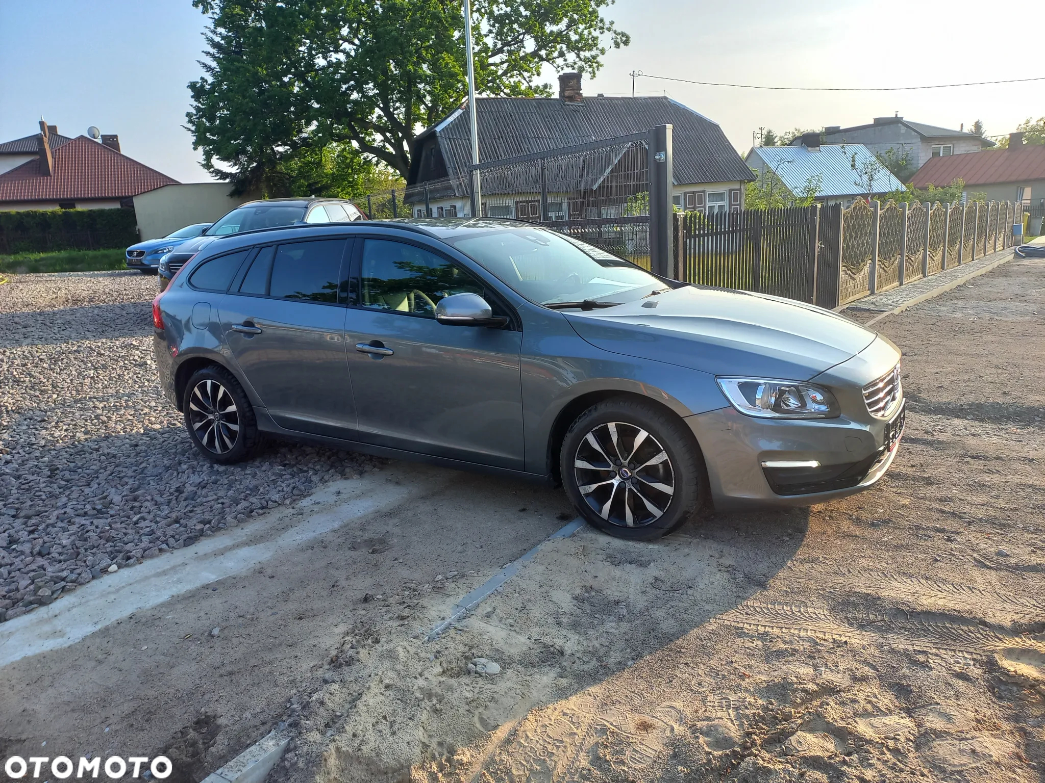Volvo V60 D2 Drive-E Momentum - 10