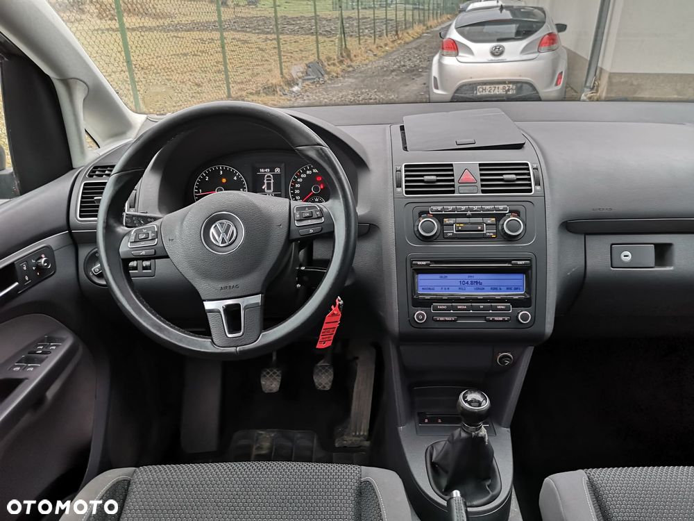 Volkswagen Touran 1.6 TDI DPF Trendline - 26