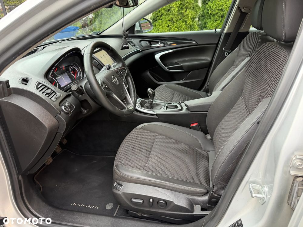Opel Insignia 1.4 T Cosmo S&S - 14