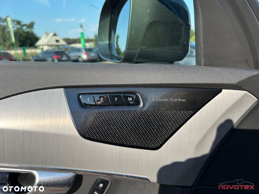 Volvo XC 90 - 12