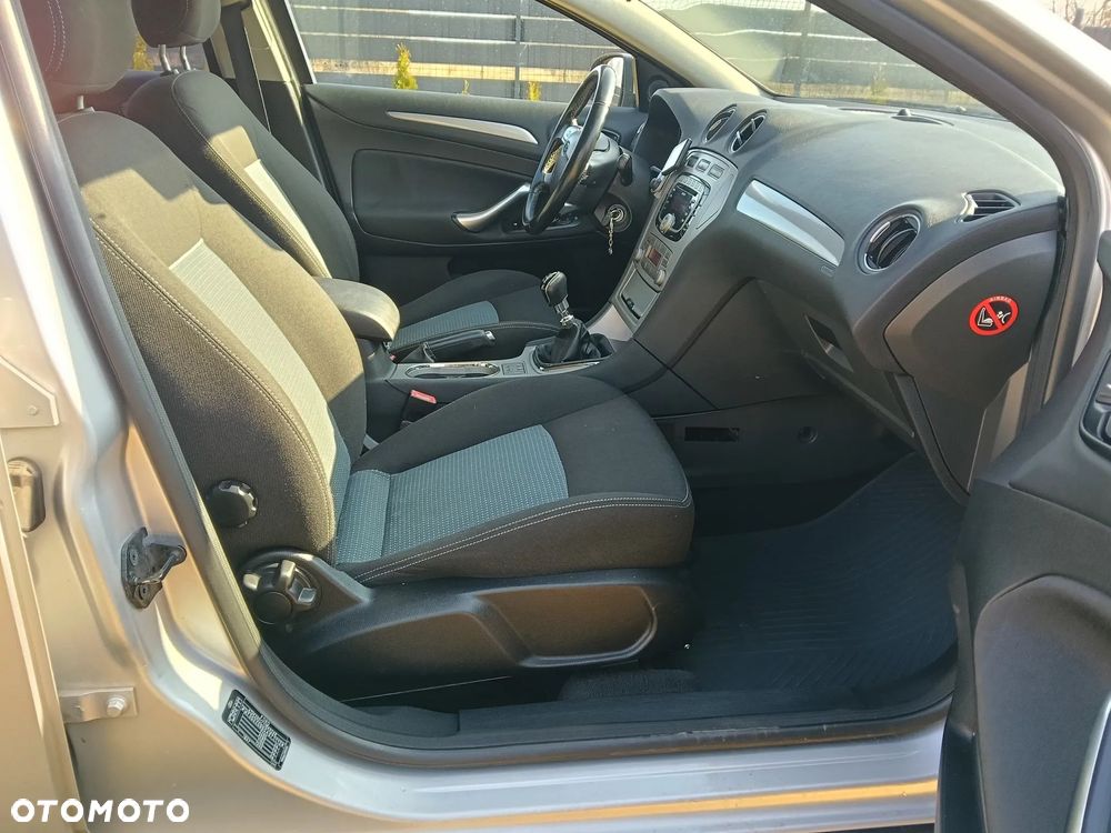 Ford Mondeo 2.0 TDCi Viva Trend - 6