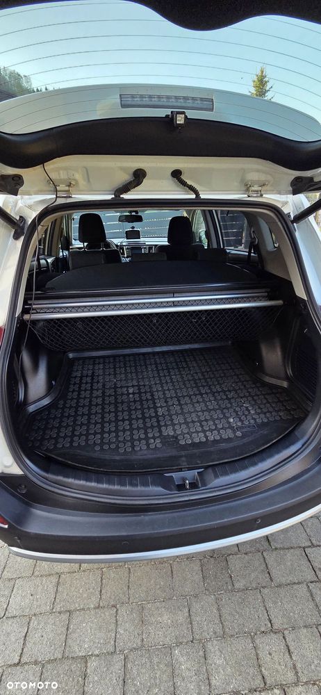 Toyota RAV4 2.0 D-4D 4x4 - 11
