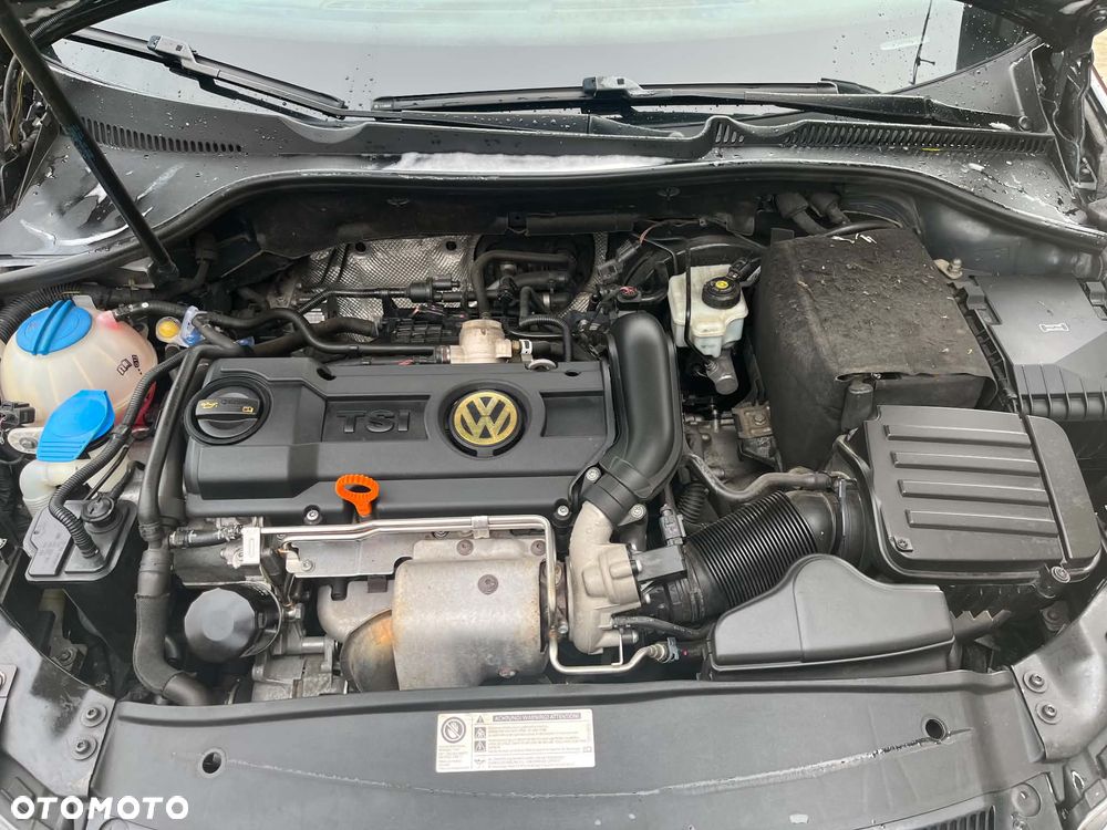 Volkswagen Golf 1.4 TSI Comfortline DSG - 19