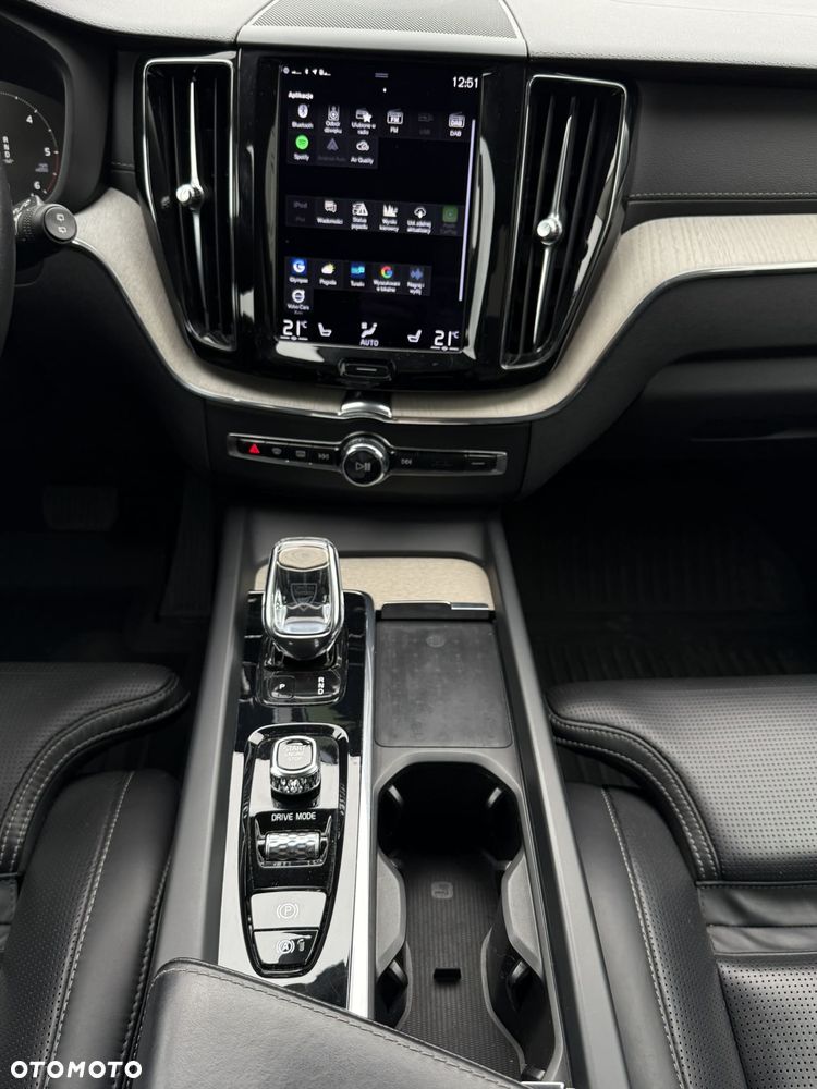 Volvo XC 60 - 10